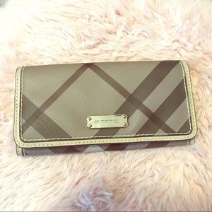 burberry long wallet